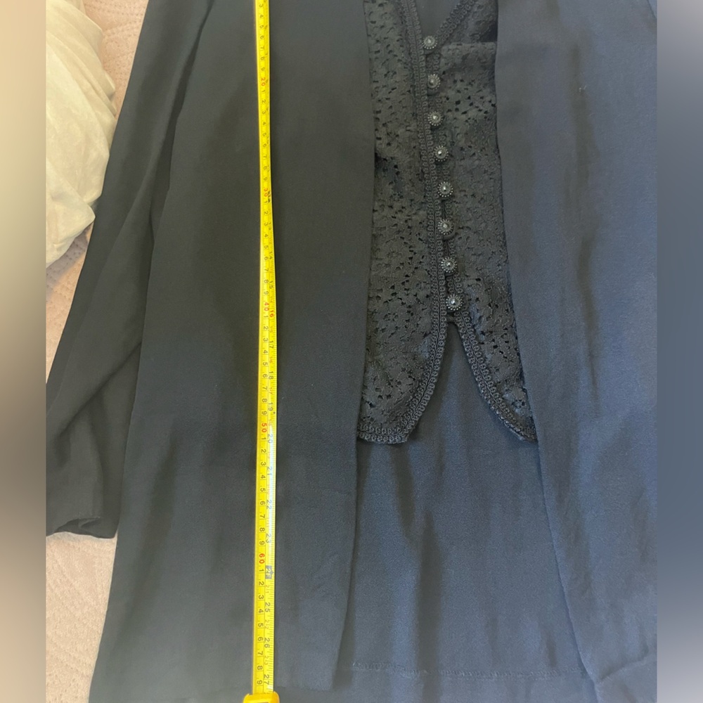 Vintage black blazer with attached lace vest - Picture 7 of 8